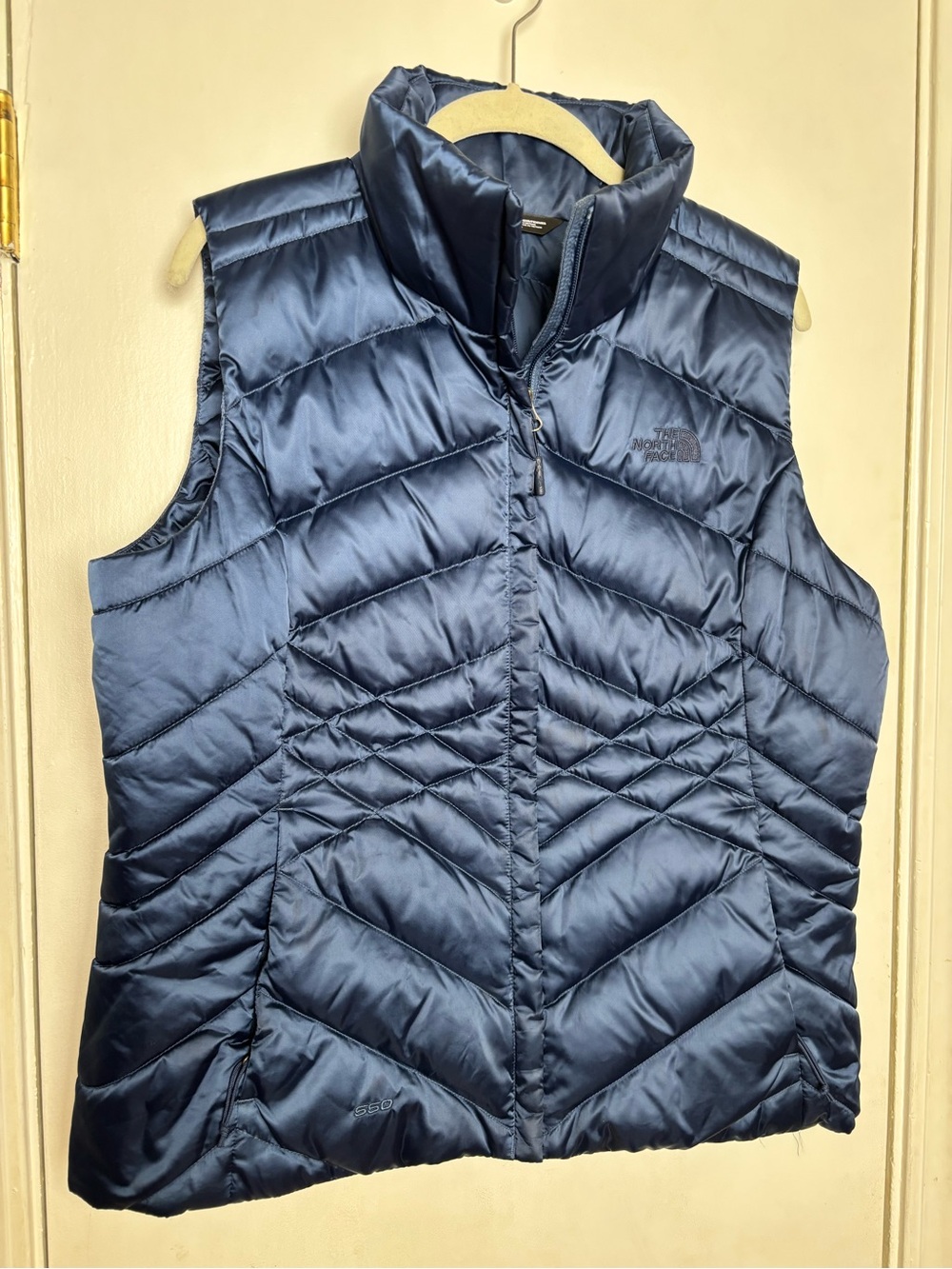 The North Face Women's 550 Puffer Vest Navy Size Large Blue Down Full Zip Pocket